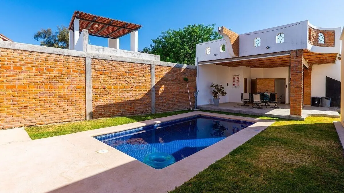 Casa a Pie de Lago en Riveras del Pilar