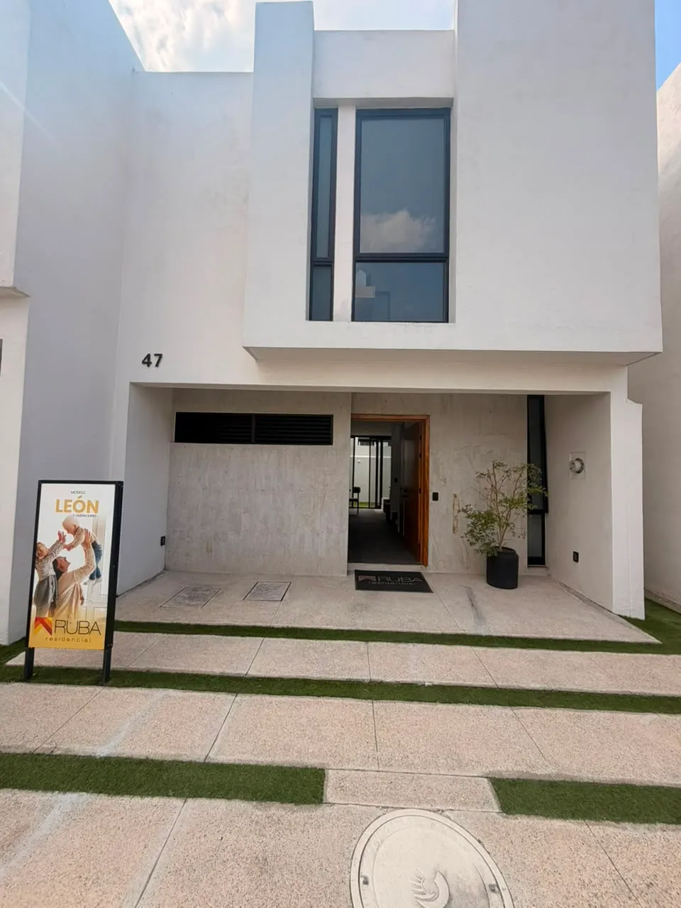 CASA NUEVA EN ZENITH NORTE VALDEPEÑAS | MODELO LEON