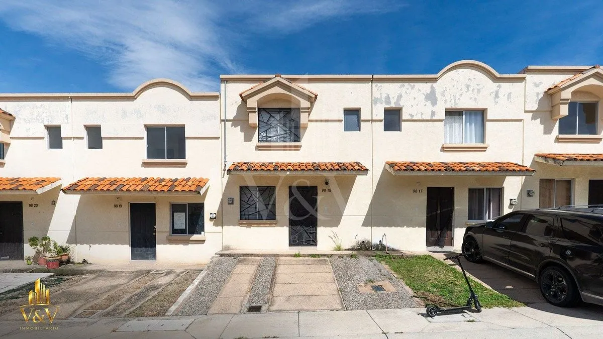 CASA EN VENTA EN ALTA CALIFORNIA | CONDOMINIO SAN DIEGO